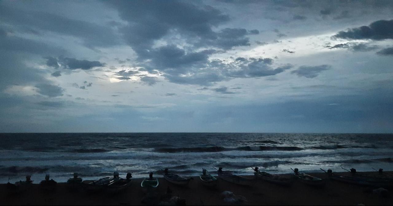 Flipflops Beach Shack Mahabalipuram Buitenkant foto