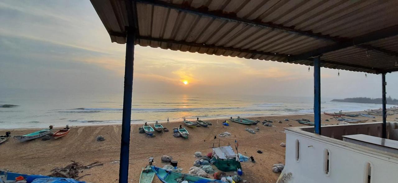 Flipflops Beach Shack Mahabalipuram Buitenkant foto